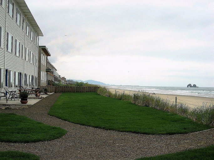 Exterior & Views 3, Rockaway Beach Resort, Tillamook