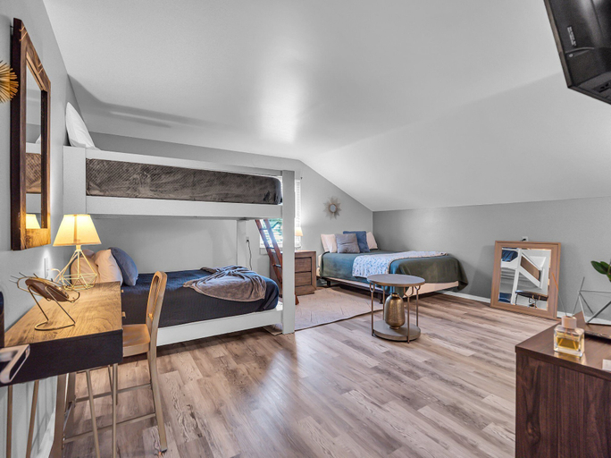 Bedroom 9