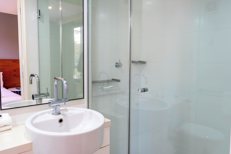 Bathroom 9