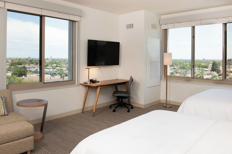 Bedroom 3, Element by Marriott Scottsdale at SkySong, Maricopa