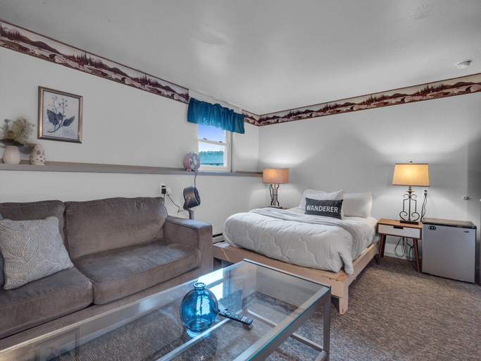 Bedroom 23