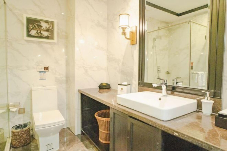 Bathroom 4, Minsheng Hotel, Jinhua