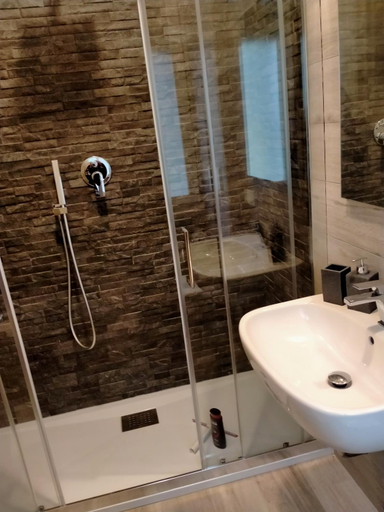 Bathroom 3, SERENDIPITY B&b, Ancona