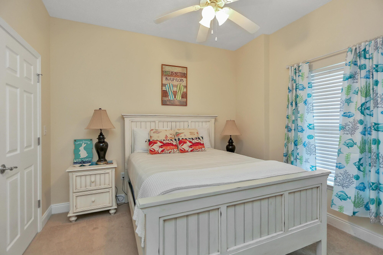 Bedroom 3, Summerhouse 203, Bay