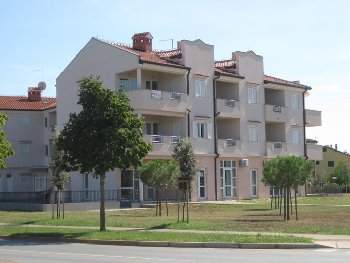 Others 2, Apartments Nautica, Novigrad