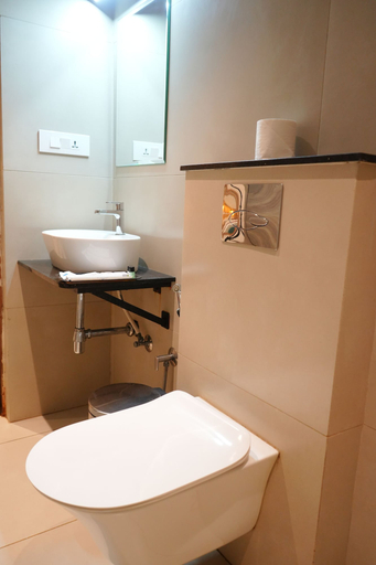 Bathroom 4, Hotel Royal Paris, Chennai