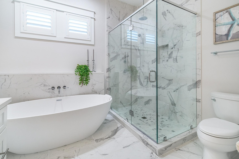 Bathroom, The Graytest 30A Beach House, Walton