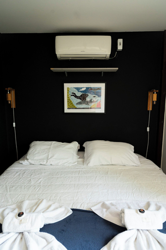 Bedroom 12