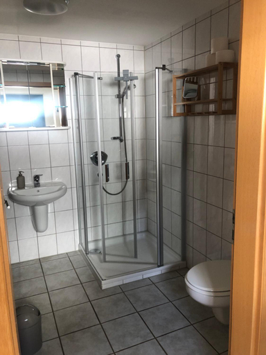 Others 2, Moselidylle und Cityflair - Ferienwohnung Beth, Koblenz