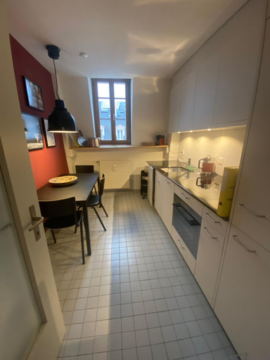 Others 5, Apartments by DASBREITEHOTEL, Basel