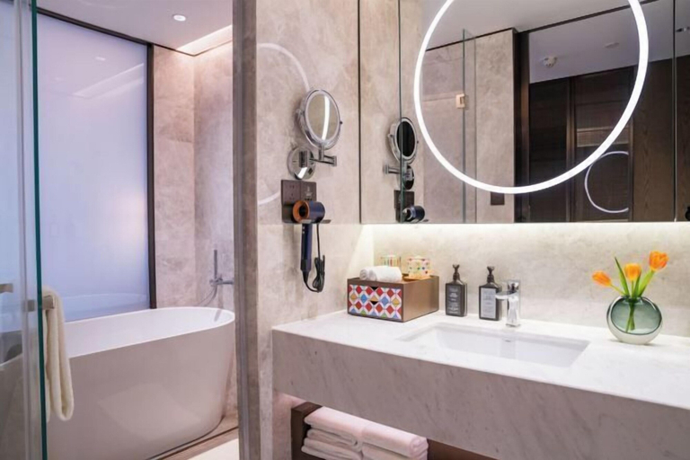 Bathroom 22