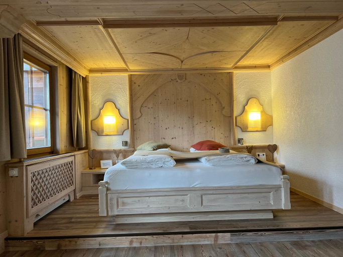 Bedroom 12