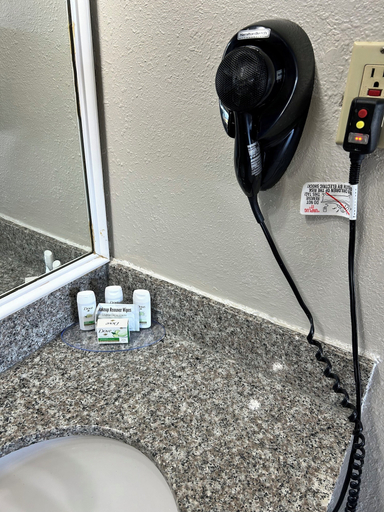 Bathroom 4, Super 8 by Wyndham Ocala I-75, Marion