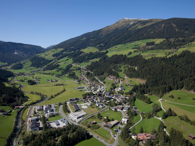 View from property 3, Apartment in Wald im Pinzgau With Swimming Pool and Views, Zell am See
