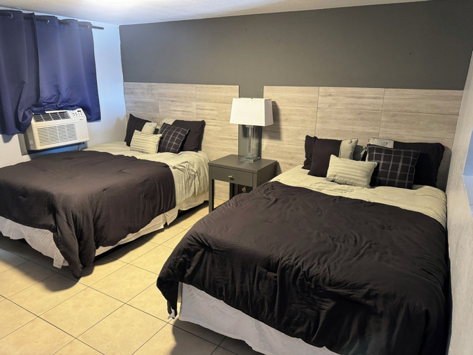 Bedroom 2, Rawls Motel Near Phoenix Airport, Maricopa