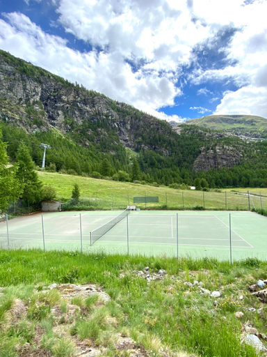 Tennis court 5, Chalet Alm, Visp