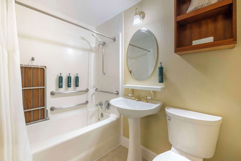 Bathroom 5, Hilton Vacation Club Cypress Pointe Orlando, Orange