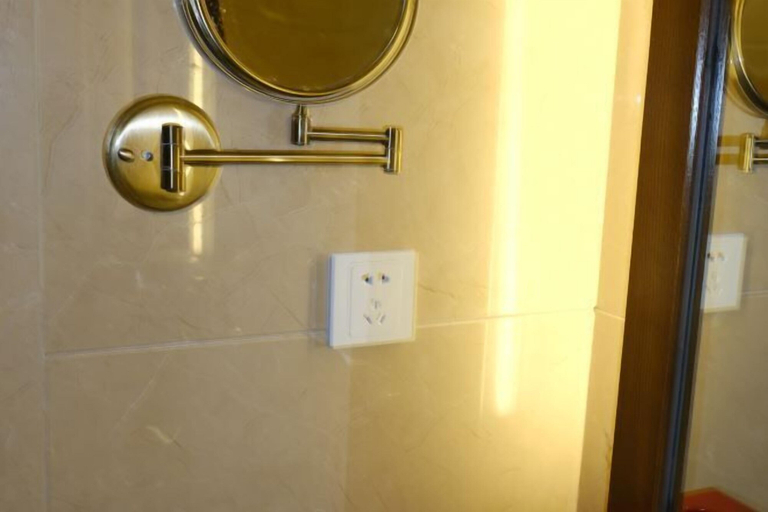 Bathroom 4, Four Seasons Qingteng Garden Hotel (Xikou Chiang's Hometown), Ningbo