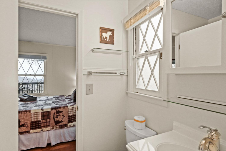 Bedroom 3, 115 Hummingbird Rd by Carolina Stays, Watauga