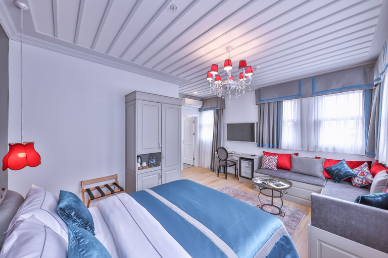 Bedroom 4, 9 Doors Hotel, Fatih