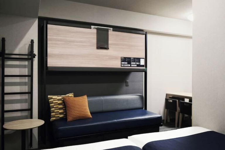 Bedroom 13