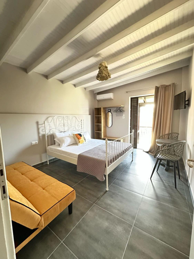 Others 2, Room Nine 9 Beachfront Apartments, Central Macedonia