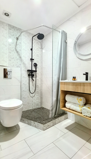 Bathroom 3, Oriental Hotel, Casablanca