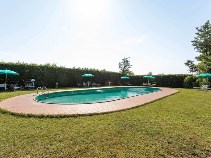 Sport & Beauty 3, Nice Apartment in Tuoro sul Trasimeno With Pool, Perugia