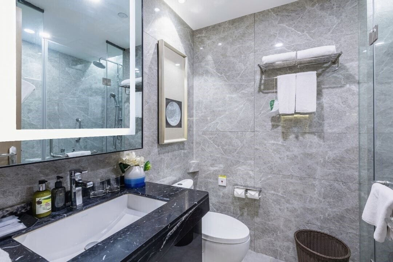 Bathroom 5, Somerset Yangtze River Chongqing, Chongqing