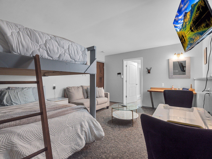 Bedroom 8