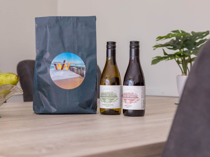 Food & Drinks 4, Attractive Apartment Near Vlissingen Beach, Vlissingen