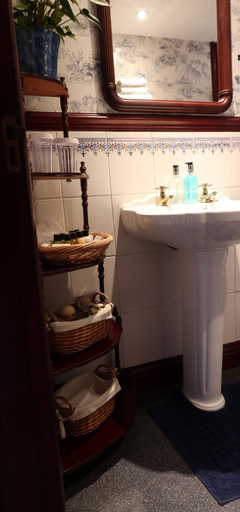 Bathroom 5, Stafford House Guest House, Cumbria