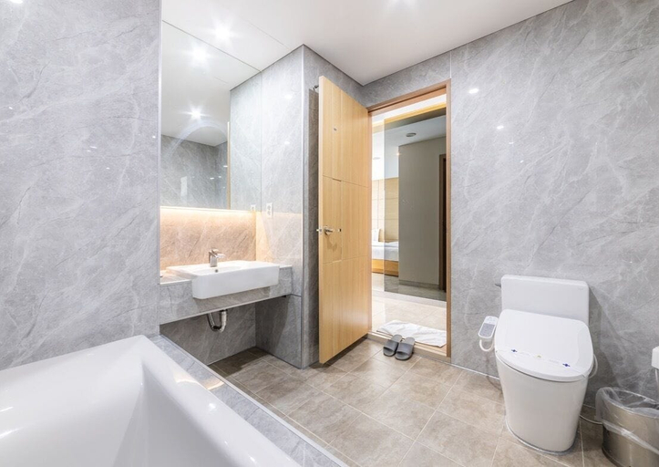 Bathroom 4, Benikea The Bliss Hotel, Jung