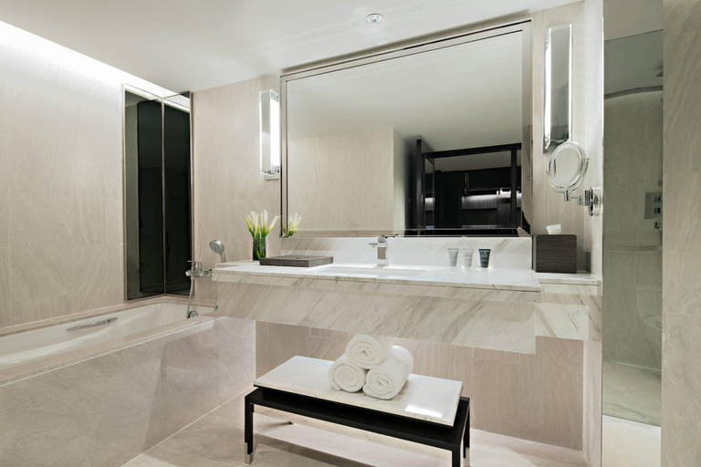 Bathroom 29