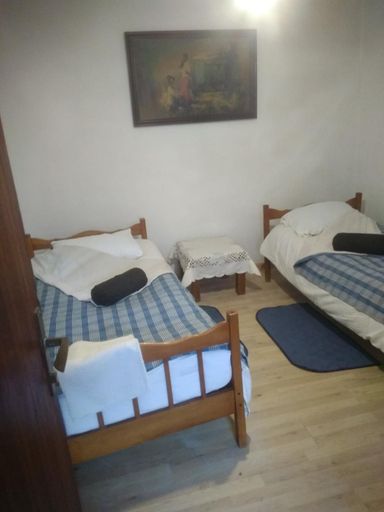 Others 2, Hostel Mlinar, Una-Sana