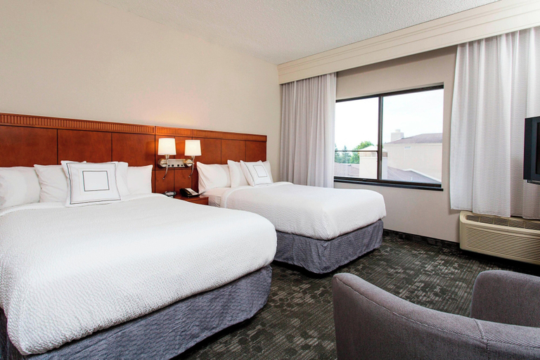 Bedroom 4, Courtyard by Marriott Rochester Brighton, Monroe