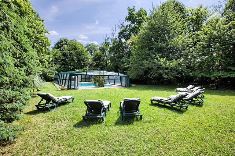 Others 5, Chateau Camperos - Chambres d'hotes - B&B, Gironde