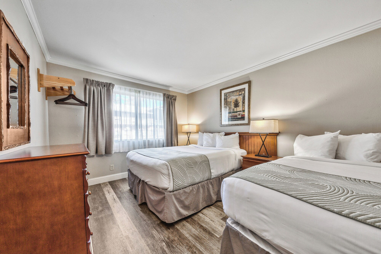Bedroom 4, Forest Suites Resort at Heavenly Village, El Dorado