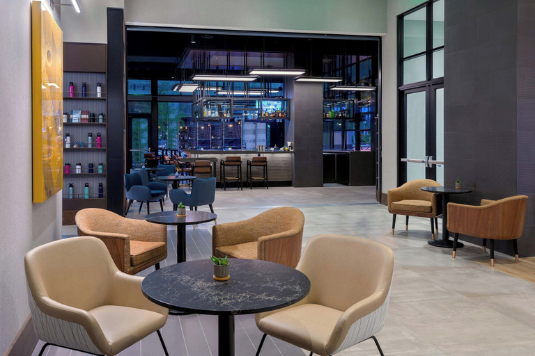 Food & Drinks 5, Courtyard by Marriott Atlanta Midtown, Atlanta