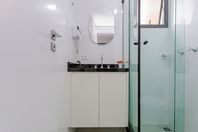 Bathroom 3, All You Need, Curitiba