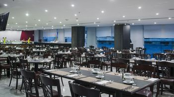 Food & Drinks 4, Holiday Inn Zona Centro by IHG, Mexico City