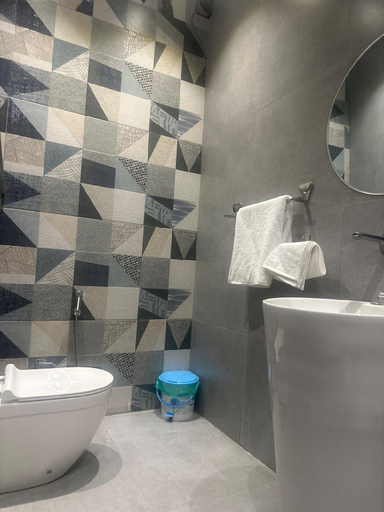 Bathroom 4, Ginger Garlic Chandigarh , Sahibzada Ajit Singh Nagar