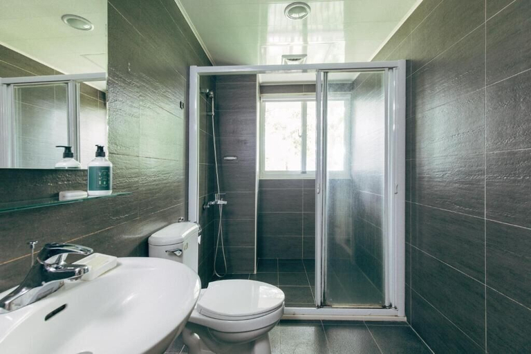 Bathroom 5, Lvbolang by REINDEER, Sanyi, Miaoli