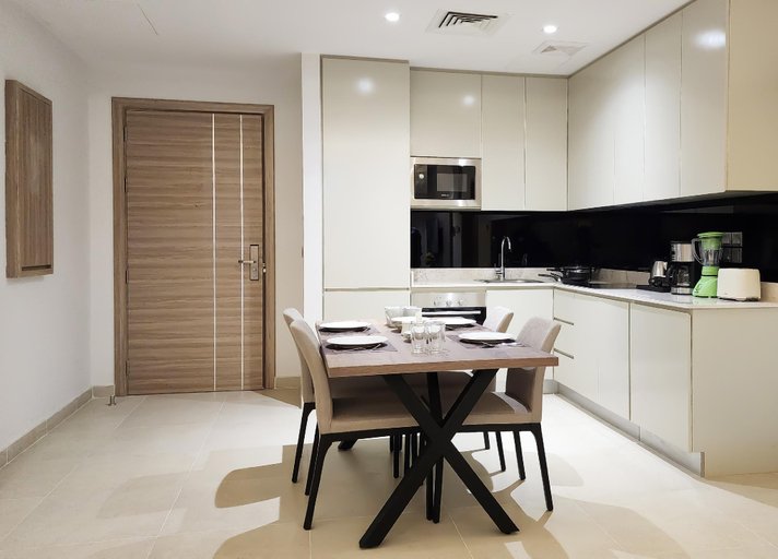 Dining Room 15