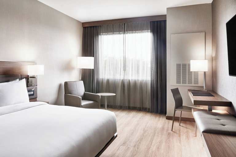 Bedroom 5, AC Hotel by Marriott Miami Airport West/Doral, Miami-Dade