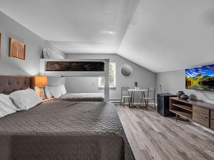 Bedroom 7