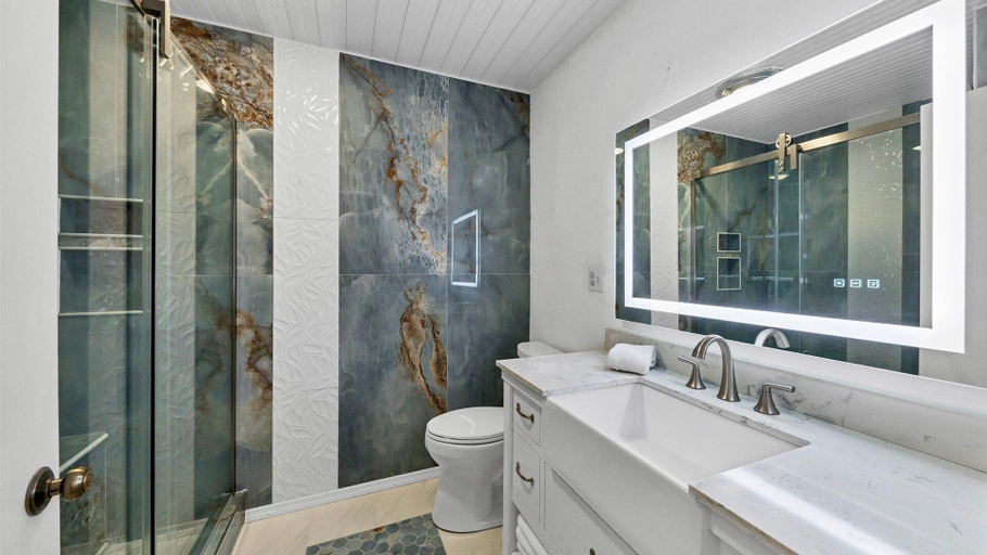 Bathroom 4, 2310 el Cerito Court, Charlotte