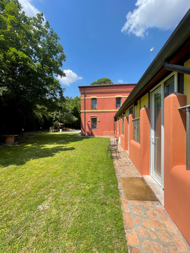 Others 4, Residence Villa Masi, Ferrara