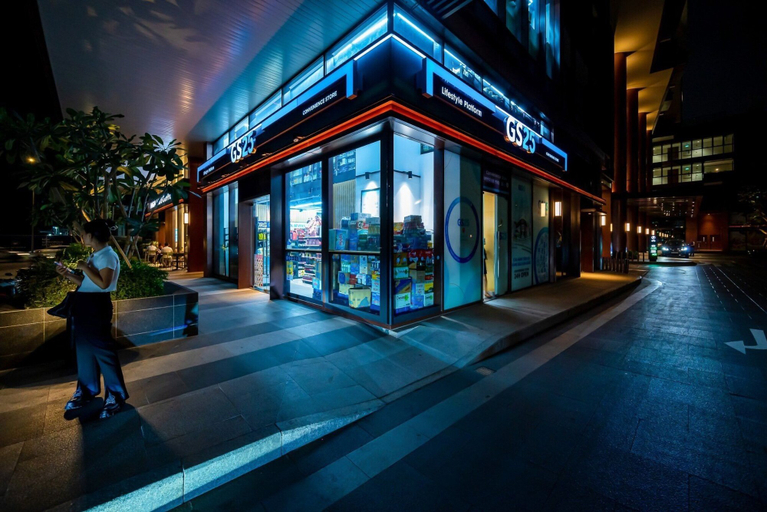 Exterior & Views 2, CR Concept Metropole High-end Apartment, District 2