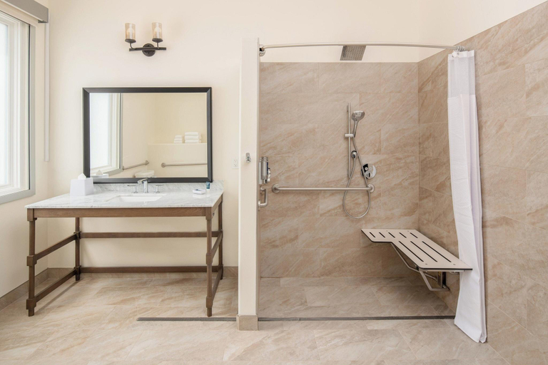 Bathroom 4
